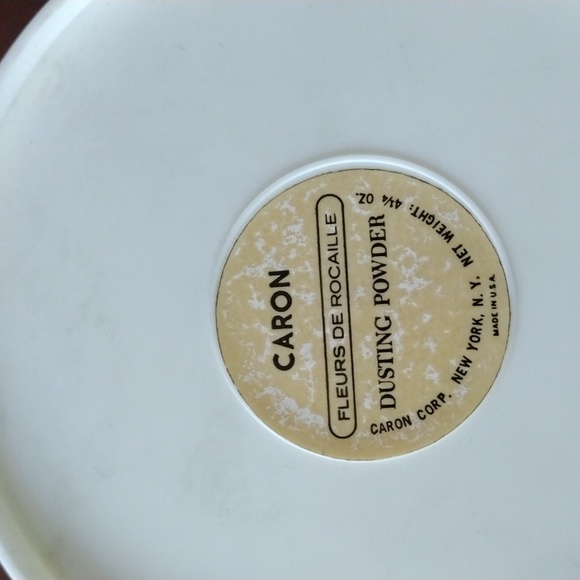 Caron Dustin powder made in USA new not open - Picture 3 of 3